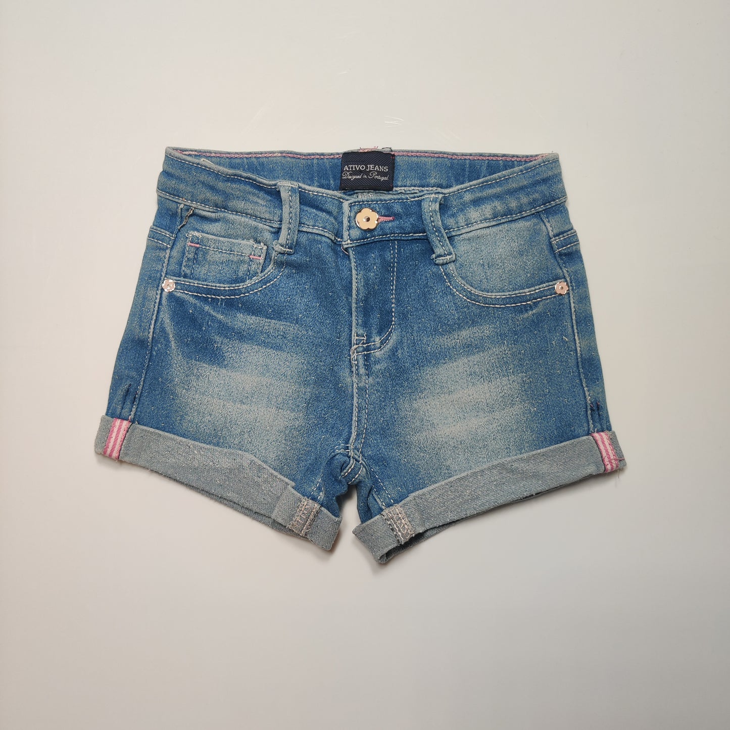 Short jeans