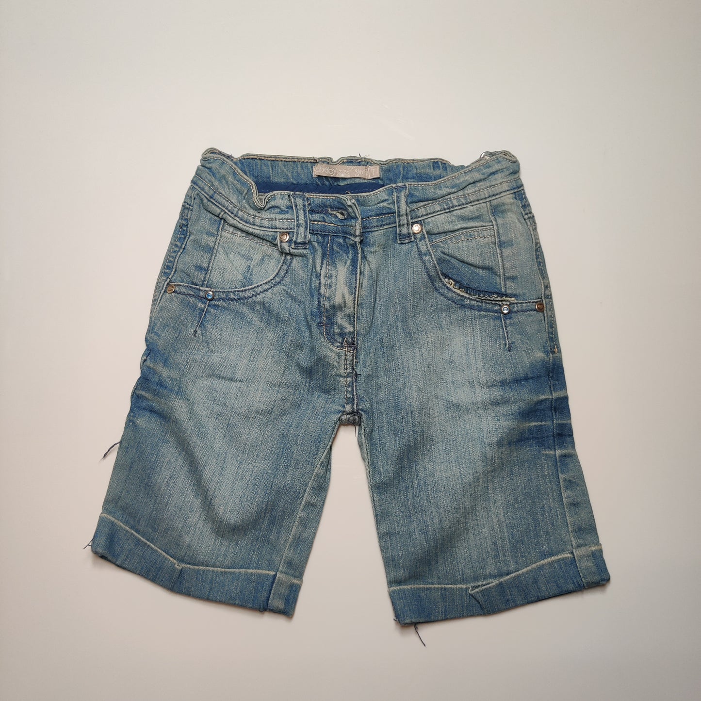 Short jeans